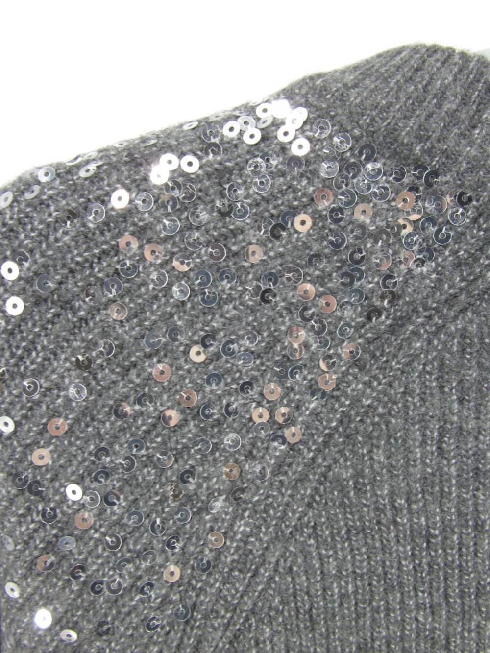NWT VINCE CAMUTO cozy and bright SEQUINS sweater HEATHERED GRAY sz MEDIUM - Picture 6 of 9